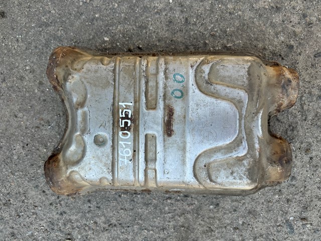 Глушник 18307646931 BMW