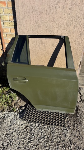 Двері задні в зборі 41003449338 BMW