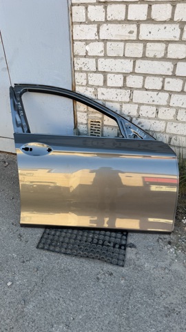 Пасажирські передні двері 41007206108 BMW