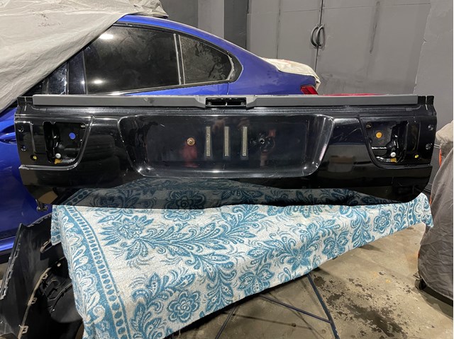 Борт задній 41627008359 BMW
