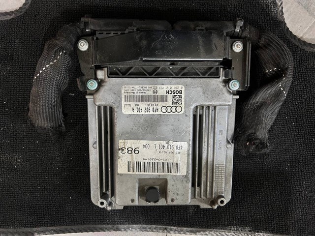 Модуль управління двигуном 4F0907401A VAG