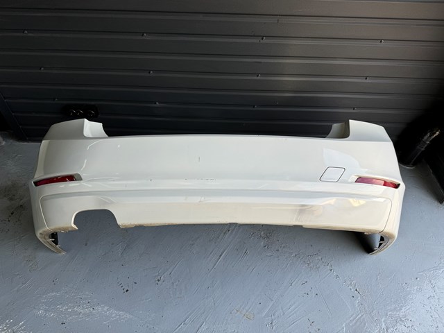 Бампер задній 51127312725 BMW