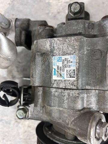 Компресор системи кондиціювання 73111FG002 SUBARU
