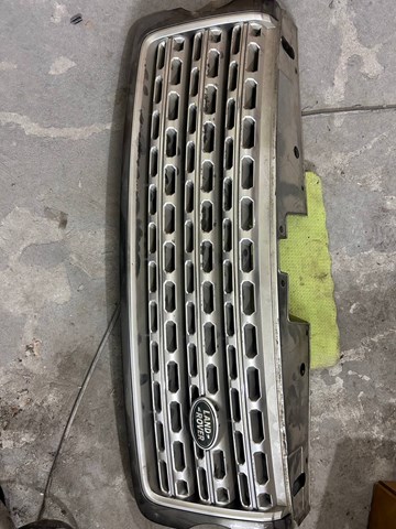 Решітка LR046750 LAND ROVER