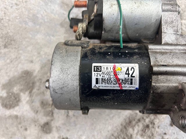 Стартер двигуна M000TC0271 MITSUBISHI