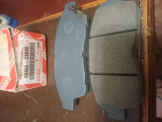 Гальмівні колодки 0446533040 TOYOTA
