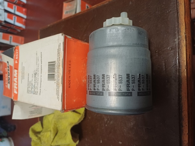 Фільтр палива P5537 FRAM