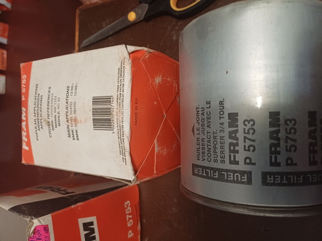 Фільтр палива P5753 FRAM