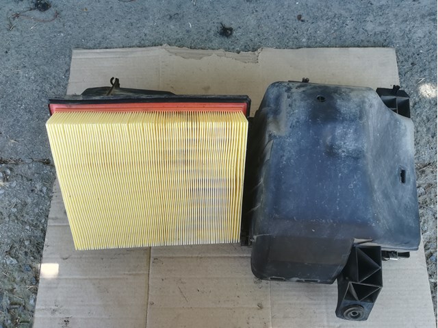 Коробка фільтра 4B0133837F VAG