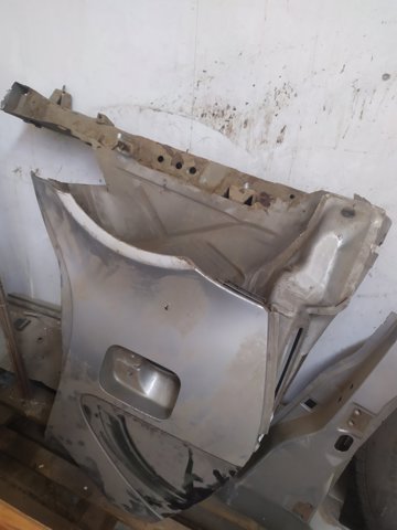 Бічна частина задня ліва A1686301401 MERCEDES