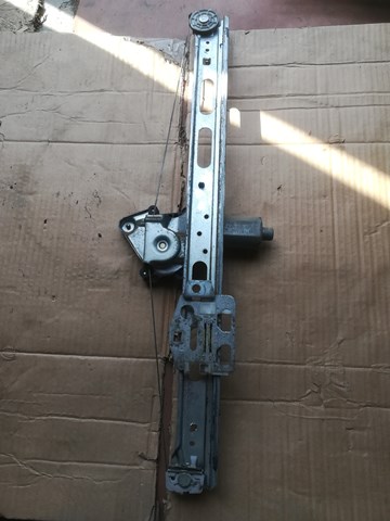 Механізм стеклопідйомника водійських дверей A1687201146 MERCEDES