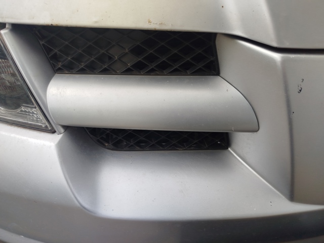 Решітка радіатора права MN150680 MITSUBISHI