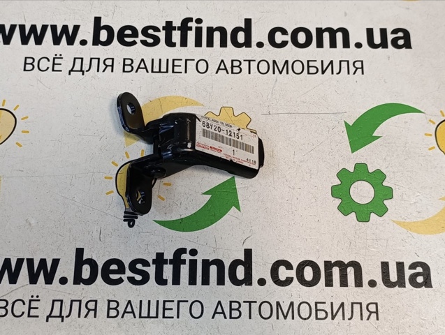 Навішування двері водія (петлі) 6872012151 TOYOTA