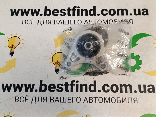 Кронштейн/траверса заднього редуктора, передня T458590 STC