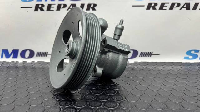 Насос гідропідсилювача керма MGP1392 MAXGEAR