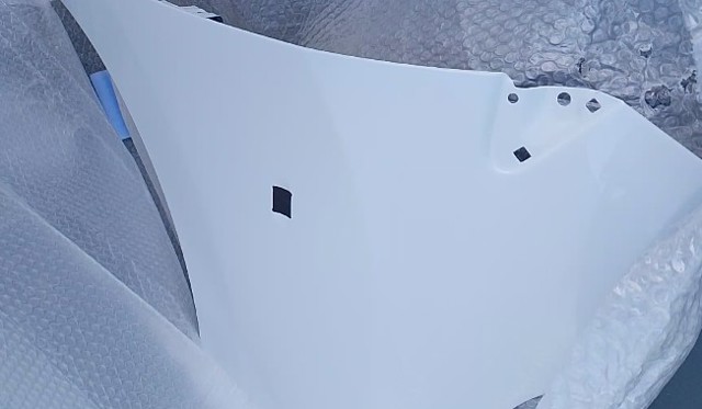 Переднє праве крило 631002600R RENAULT