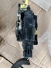 Замок задньої двері, лівої 825031894R RENAULT
