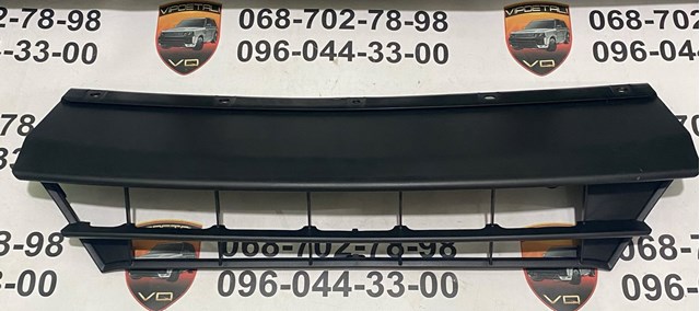 Решітка переднього бампера, центральна 71102TBAA10 HONDA
