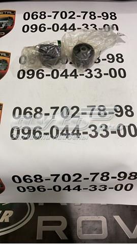 Сайлентблок заднього поздовжнього важеля, передній C2S14739 JAGUAR