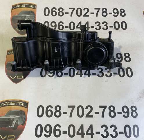 Кришка клапанів LR105980 LAND ROVER
