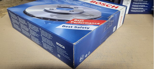 Гальмо дискове переднє 0986479549 BOSCH