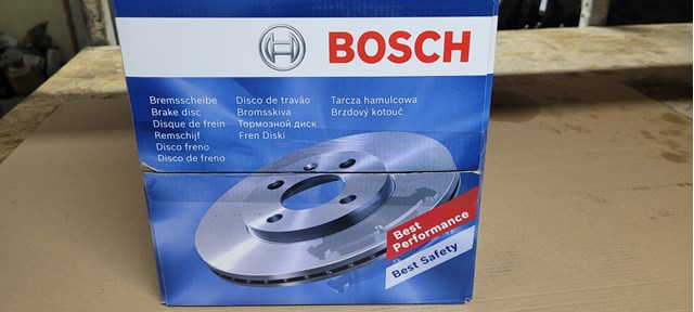Ремкомплект передніх гальм 0986479939 BOSCH