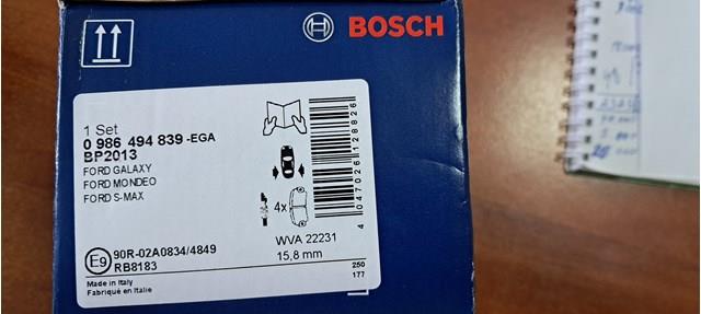 Комплект задніх колодок 0986494839 BOSCH