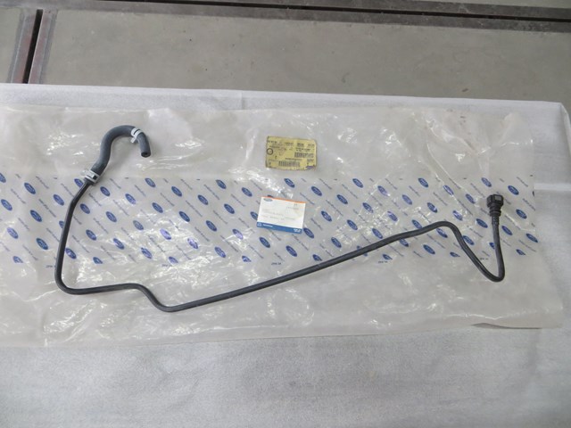 Шланг розширювального бачка, верхній 1490090 FORD