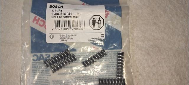 Пружина задніх барабанних гальмівних колодок 2434614041 BOSCH