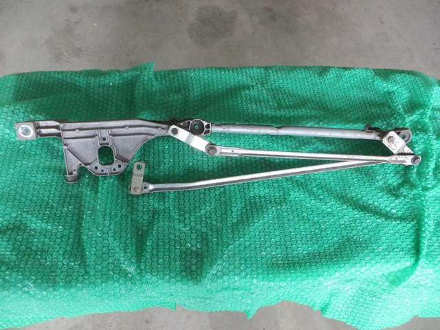 Трапеція щіток лобового скла 4M5117504AC FORD