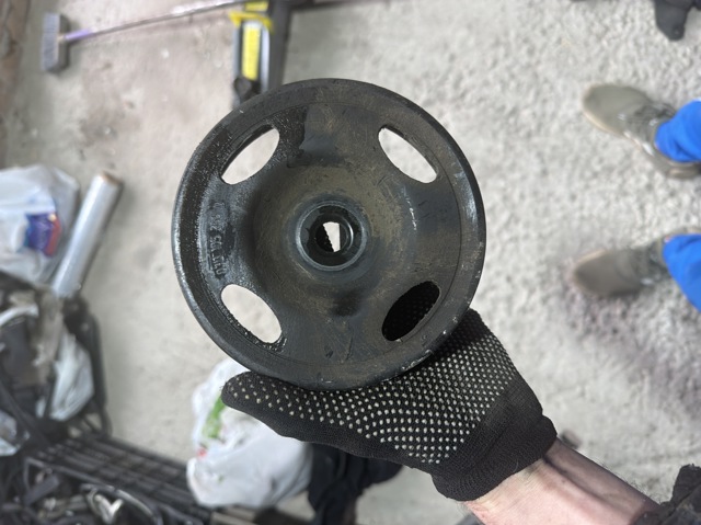Демпфер колінвалу 03D105255D VAG