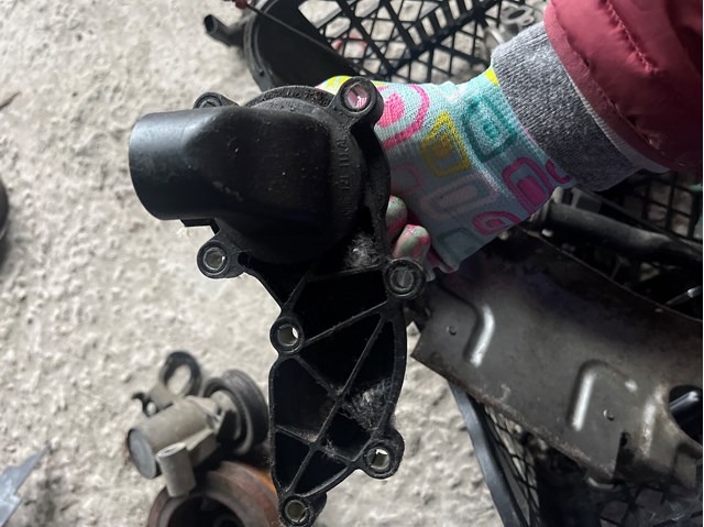 Термостат в зборі 06E121111AL VAG