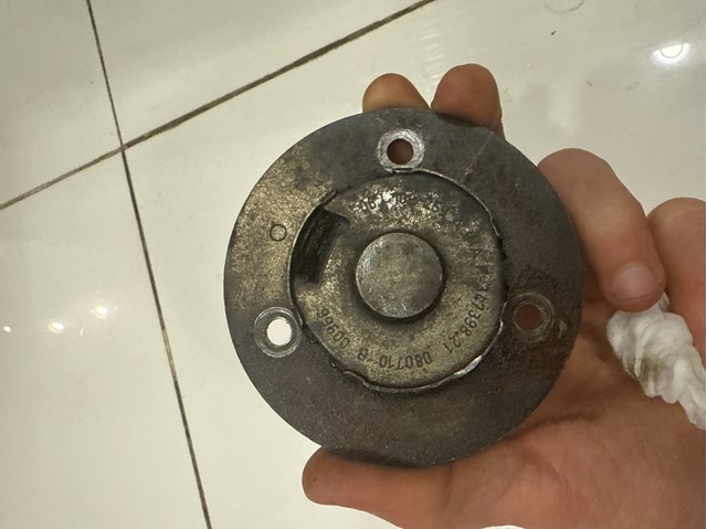 Клапан електромагнітний положення (фаз) розподільного валу 06J109259A VAG
