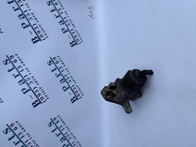 Клапан подачі вторинного повітря 06J131097D VAG