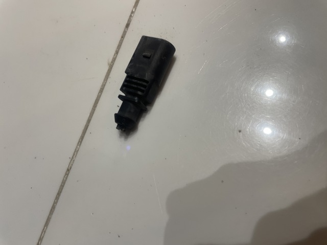 1J0973002 VAG