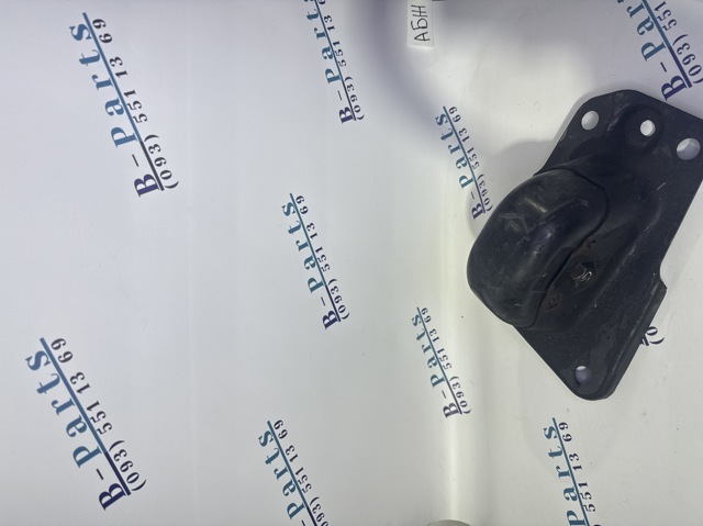 Захист заднього нижнього важеля 1K0501475 VAG