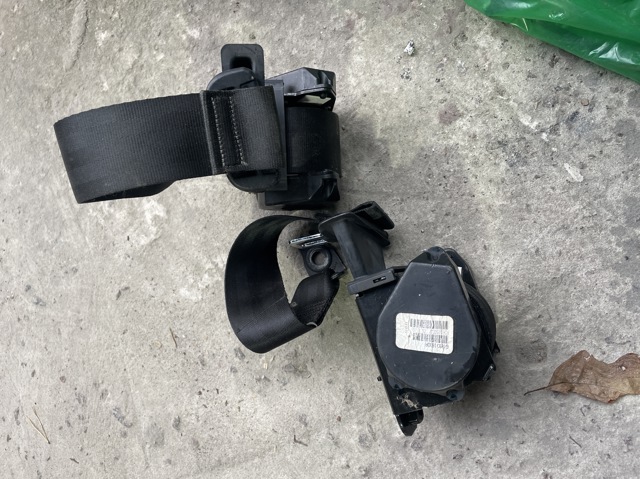 Пасок безпеки задній правий 561857806RAA VAG