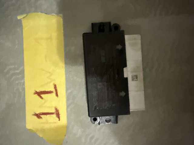 Модуль (блок ЕБУ) управління парктроніком 5Q0919294E VAG
