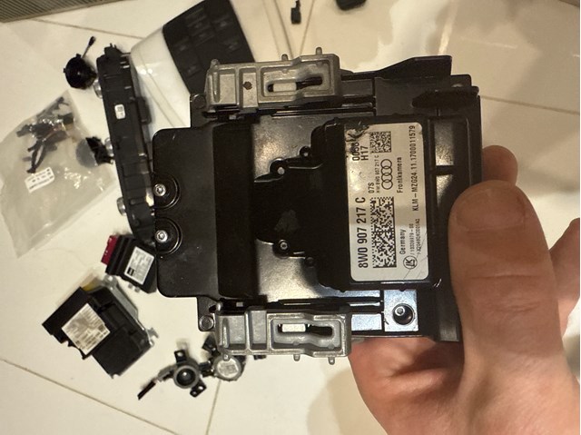 Камера заднього виду 8W0907217C VAG