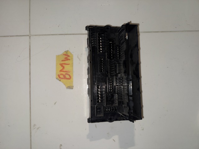 Коробка запобіжників 9252815 BMW