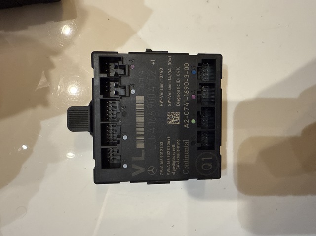 Блок комфорту передніх дверей A1669004102 MERCEDES