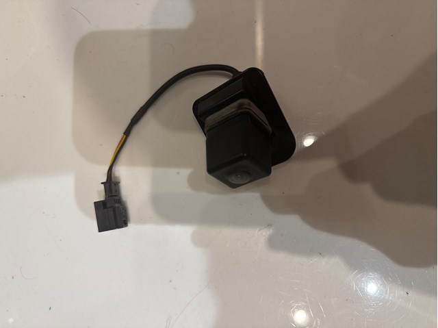 Камера заднього виду A2048206097 MERCEDES