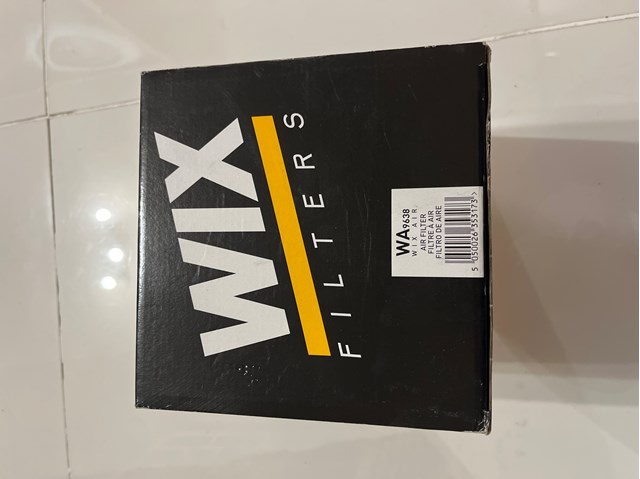 Автомобільний фільтр повітря WA9638 WIX