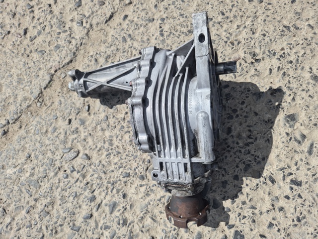 Коробка роздавальна в зборі 24263576 GM