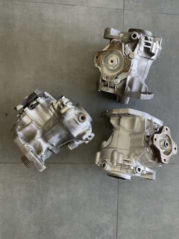 Раздатка (коробка роздавальна) 331003KA0B NISSAN