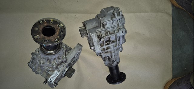 Роздавальна коробка 473003B200 HYUNDAI