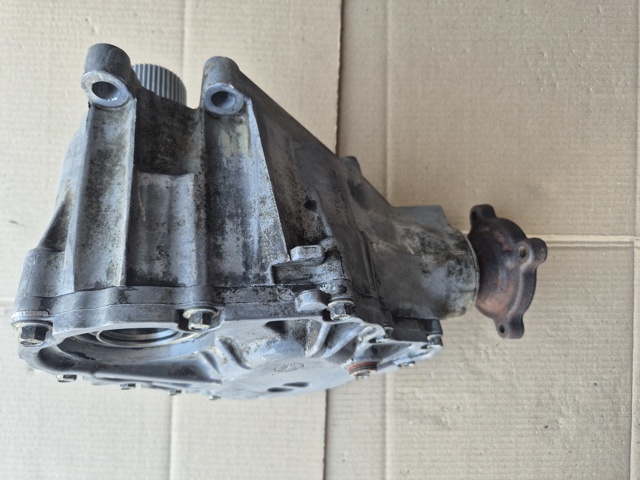 Роздавальна коробка AW2127500D MAZDA