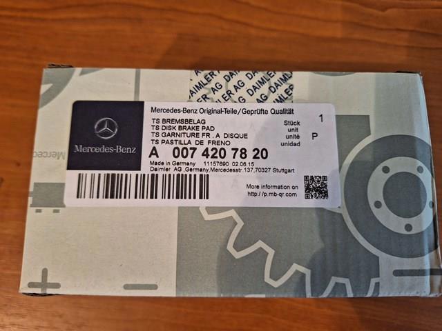 Колодки на гальмо задній дисковий A0064203320 MERCEDES