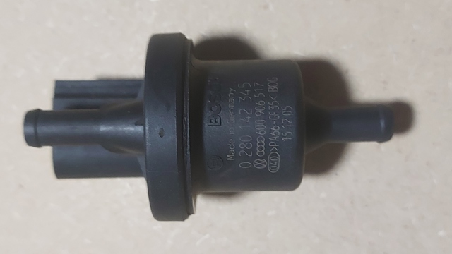 Клапан вентиляції газів паливного бака 0280142345 BOSCH