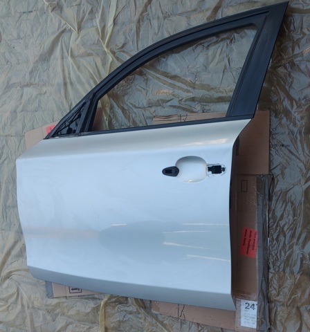 Двері кабіни BMW 1